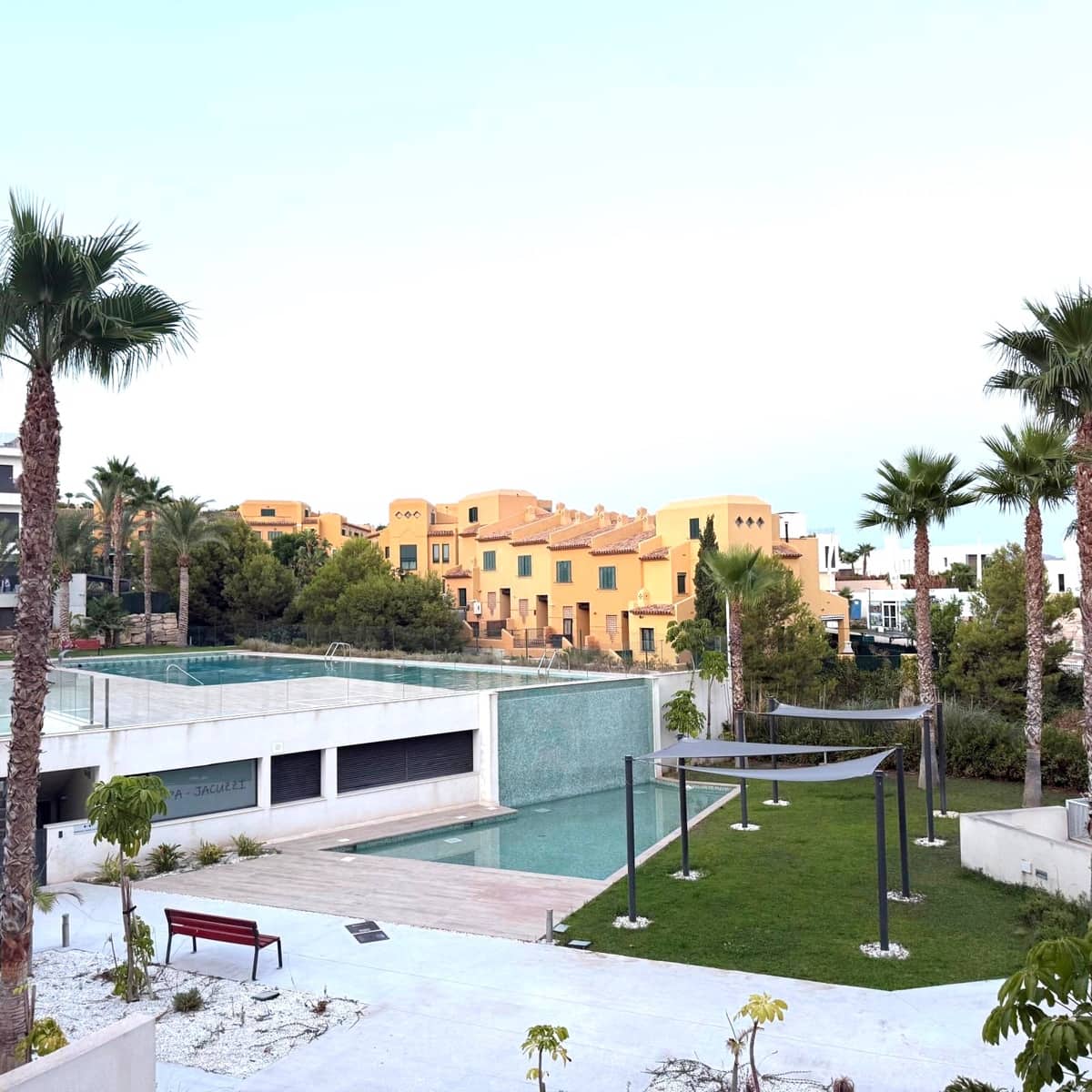 Appartement de 2 chambres à louer à Finestrat avec piscine garage - 1 800 € (Ref: 9992003)
