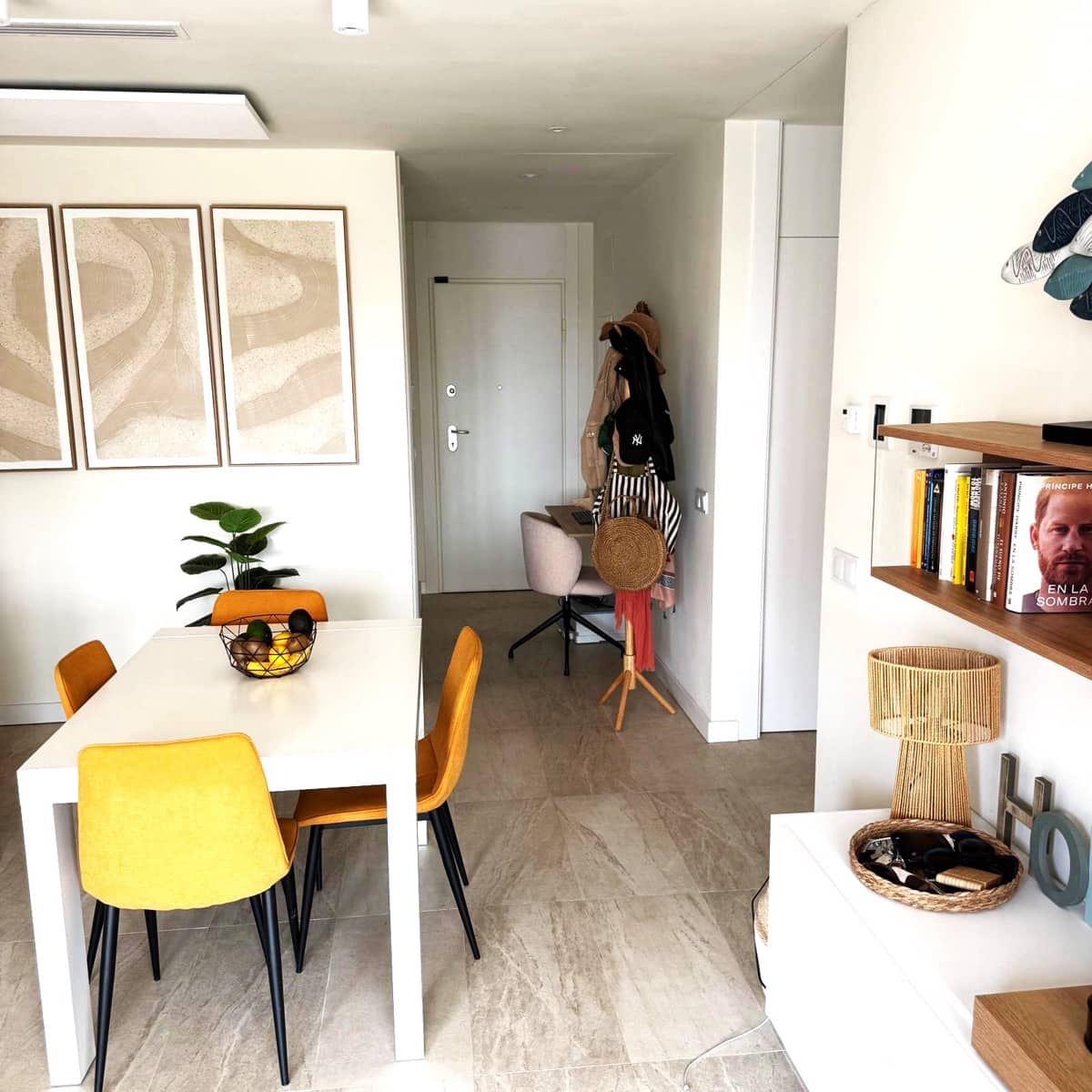 Appartement de 2 chambres à louer à Finestrat avec piscine garage - 1 800 € (Ref: 9992003)