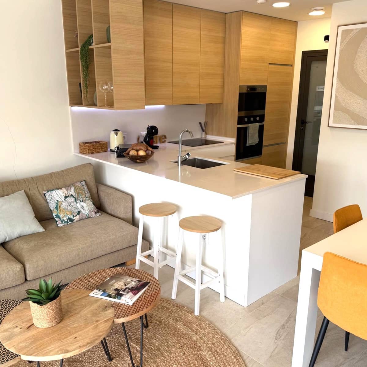 Appartement de 2 chambres à louer à Finestrat avec piscine garage - 1 800 € (Ref: 9992003)