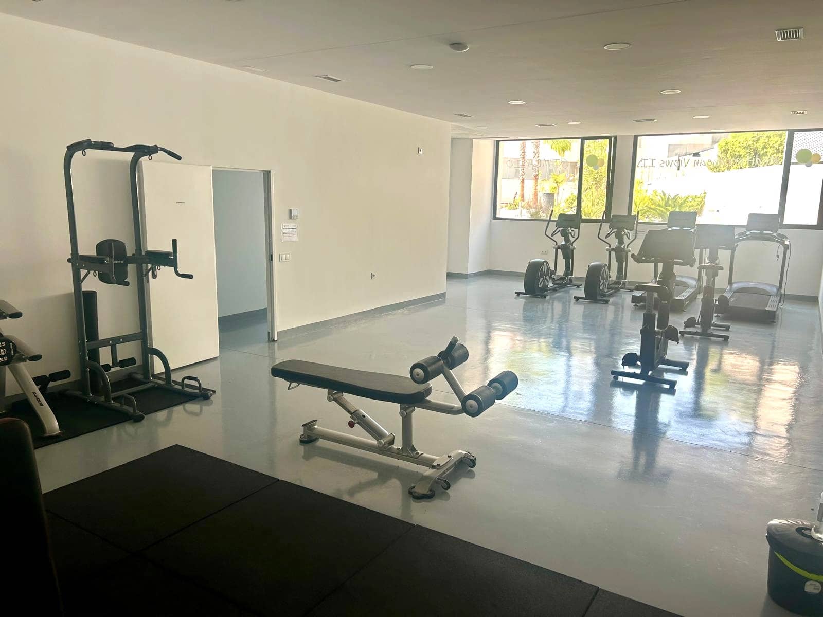 Appartement de 2 chambres à louer à Finestrat avec piscine garage - 1 800 € (Ref: 9992003)