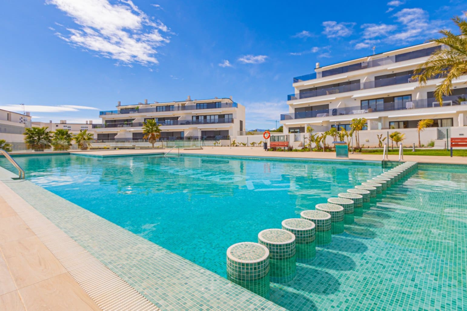 Appartement de 2 chambres à louer à Finestrat avec piscine garage - 1 800 € (Ref: 9992003)