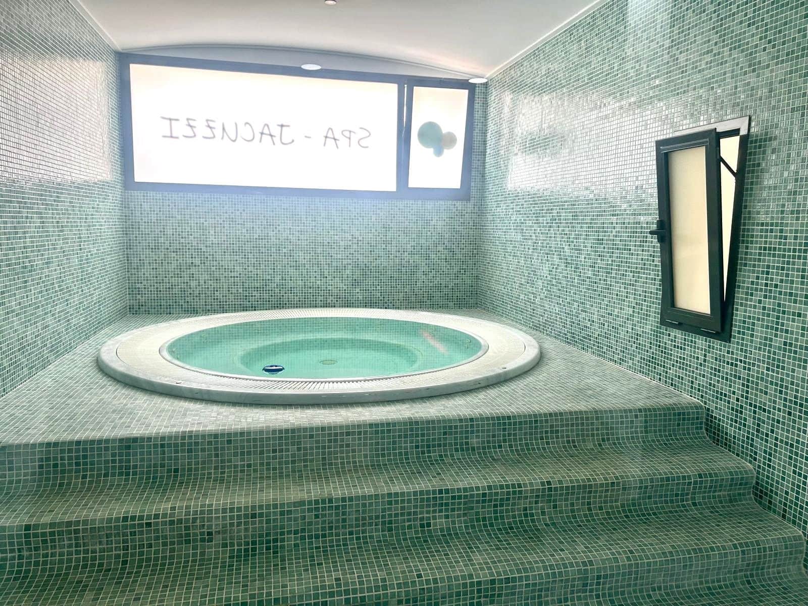 Appartement de 2 chambres à louer à Finestrat avec piscine garage - 1 800 € (Ref: 9992003)