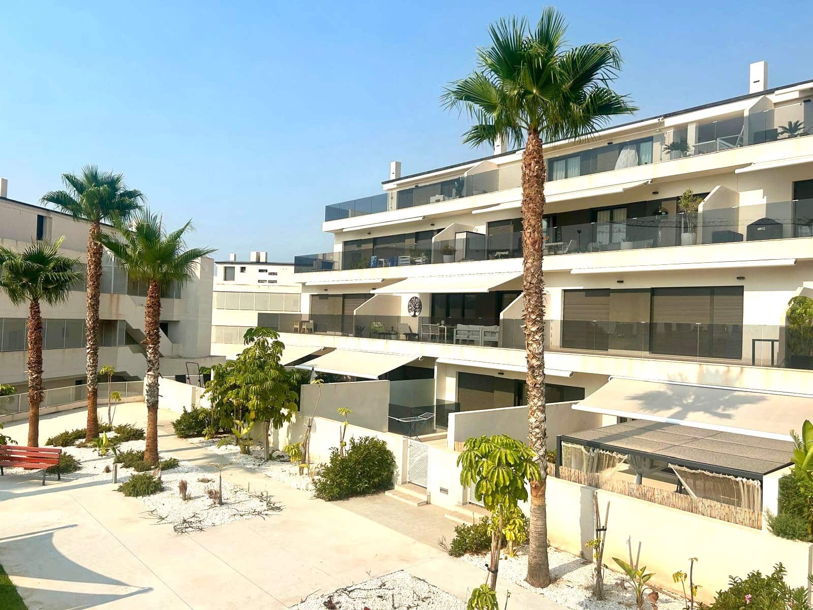 Appartement de 2 chambres à louer à Finestrat avec piscine garage - 1 800 € (Ref: 9992003)
