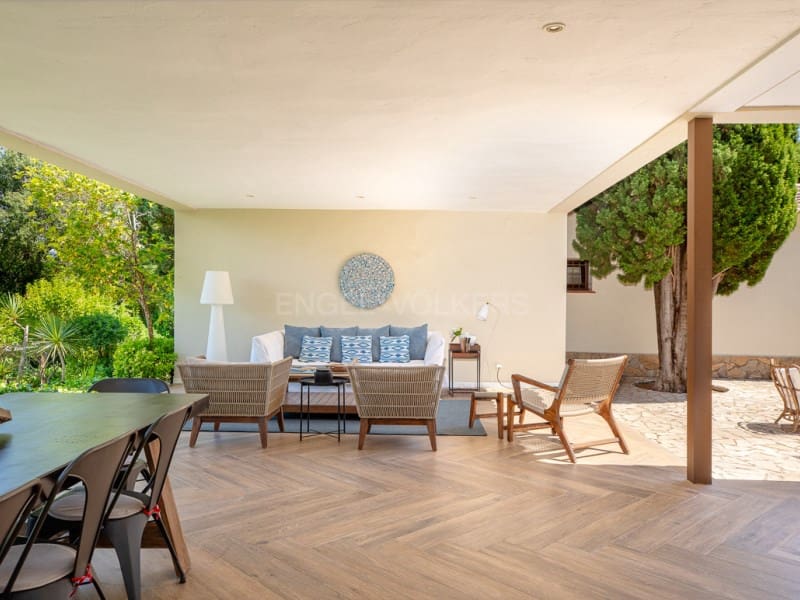 5 soveværelse Villa til salg i Santa Cristina d'Aro med garage - € 1.300.000 (Ref: 10006358)