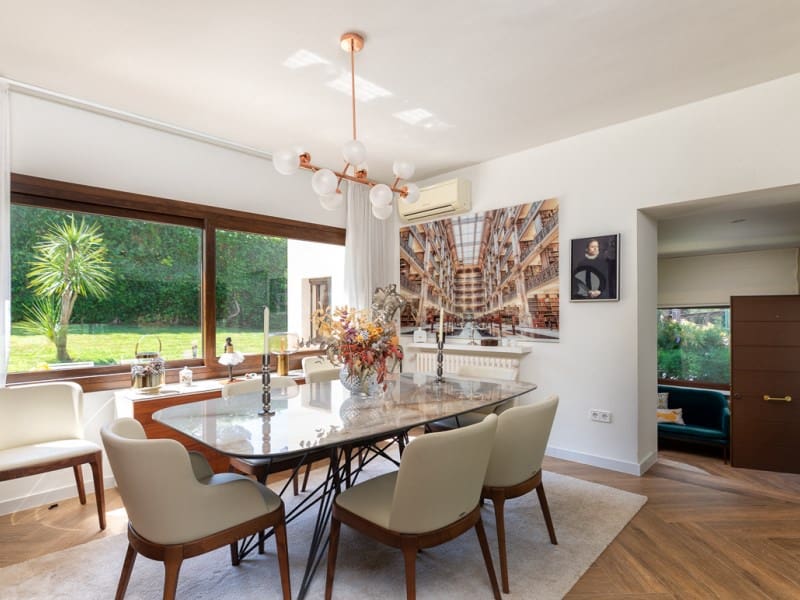 5 soveværelse Villa til salg i Santa Cristina d'Aro med garage - € 1.300.000 (Ref: 10006358)