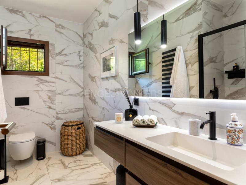 5 soveværelse Villa til salg i Santa Cristina d'Aro med garage - € 1.300.000 (Ref: 10006358)