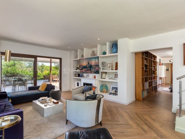 5 soveværelse Villa til salg i Santa Cristina d'Aro med garage - € 1.300.000 (Ref: 10006358)