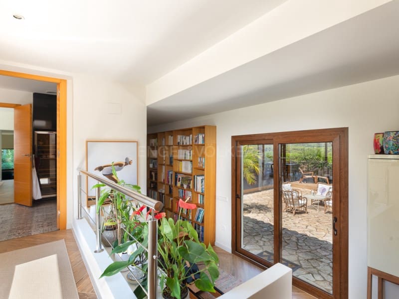 5 soveværelse Villa til salg i Santa Cristina d'Aro med garage - € 1.300.000 (Ref: 10006358)