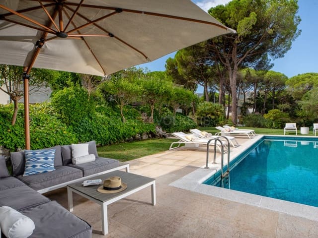 5 soveværelse Villa til salg i Santa Cristina d'Aro med garage - € 1.300.000 (Ref: 10006358)