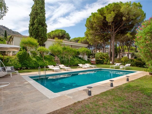 5 soveværelse Villa til salg i Santa Cristina d'Aro med garage - € 1.300.000 (Ref: 10006358)