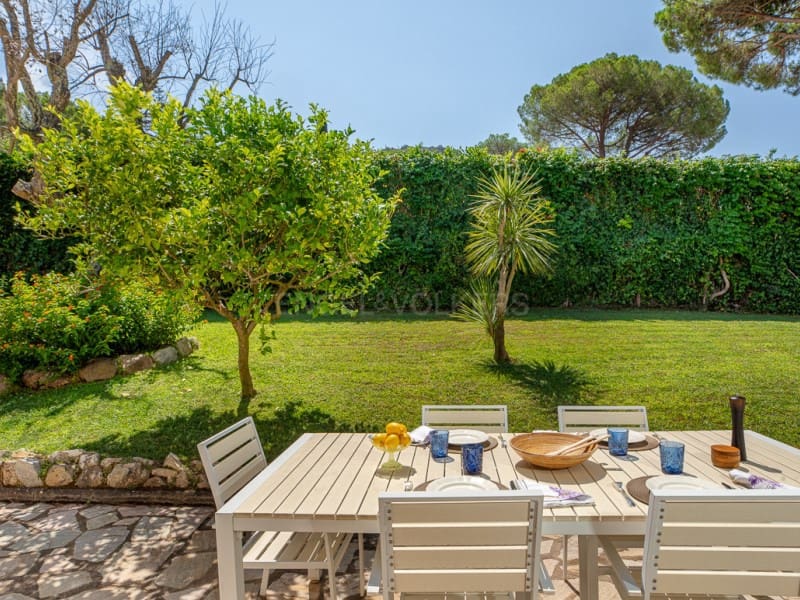 5 soveværelse Villa til salg i Santa Cristina d'Aro med garage - € 1.300.000 (Ref: 10006358)