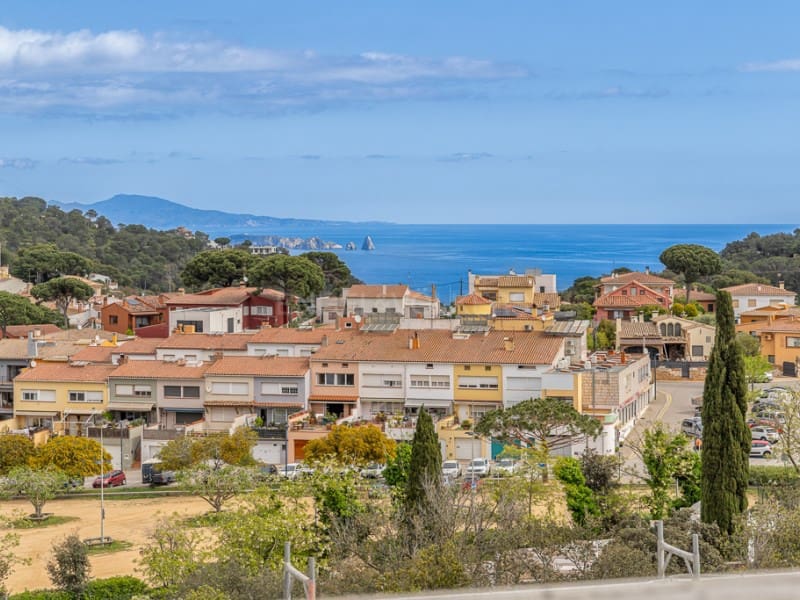 3 quarto Moradia para venda em Begur com piscina garagem - 950 000 € (Ref: 10008839)