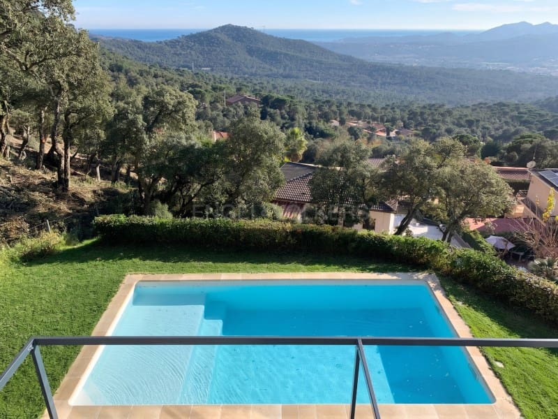 3 chambre Villa/Maison à vendre à Santa Cristina d'Aro avec piscine garage - 495 000 € (Ref: 10027022)