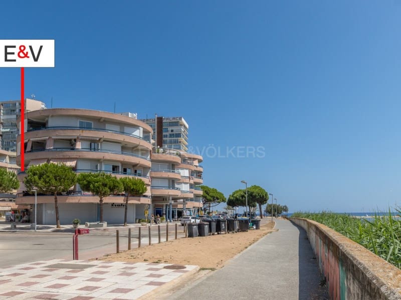 2 bedroom Apartment for sale in Platja d'Aro - € 230,000 (Ref: 10031707)
