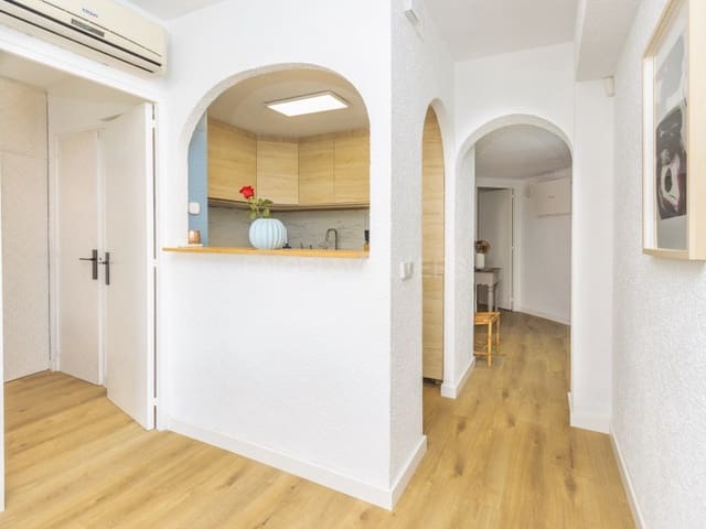 2 bedroom Apartment for sale in Platja d'Aro, Castell-Platja d'Aro - € 230,000 (Ref: 10031707)