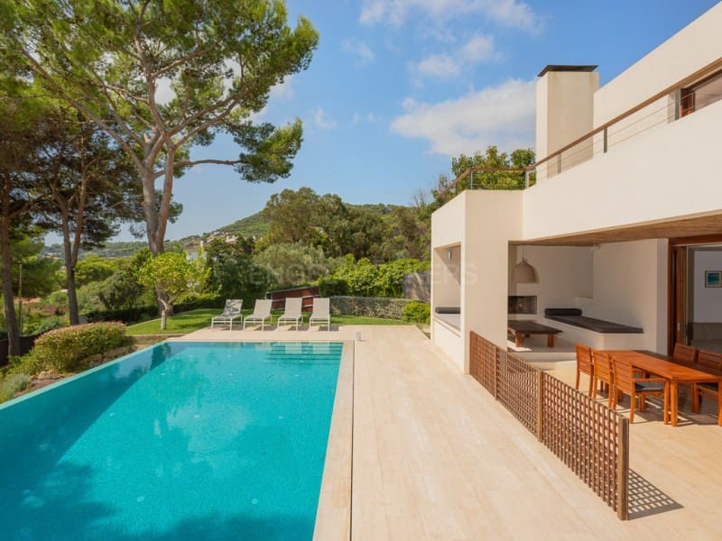 5 bedroom Villa for sale in Begur with pool garage - € 3,490,000 (Ref: 10035109)