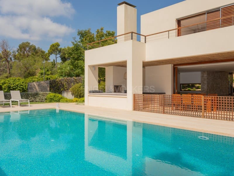 5 bedroom Villa for sale in Begur with pool garage - € 3,490,000 (Ref: 10035109)