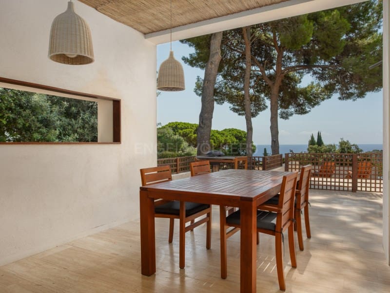 5 bedroom Villa for sale in Begur with pool garage - € 3,490,000 (Ref: 10035109)