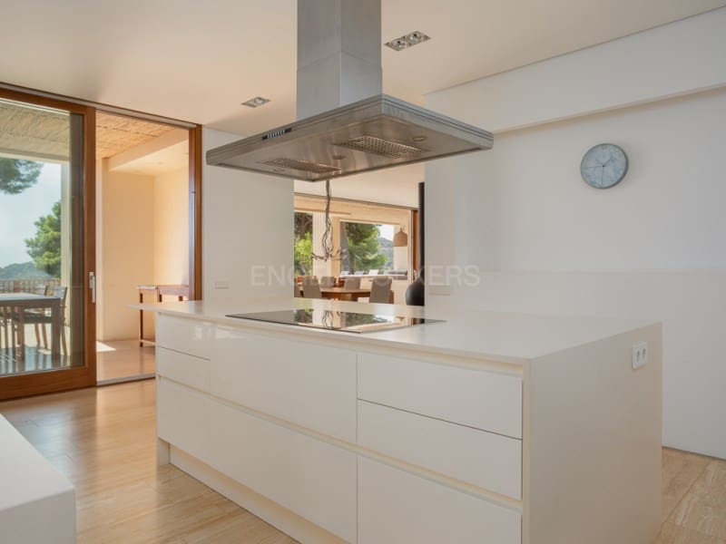 5 bedroom Villa for sale in Begur with pool garage - € 3,490,000 (Ref: 10035109)