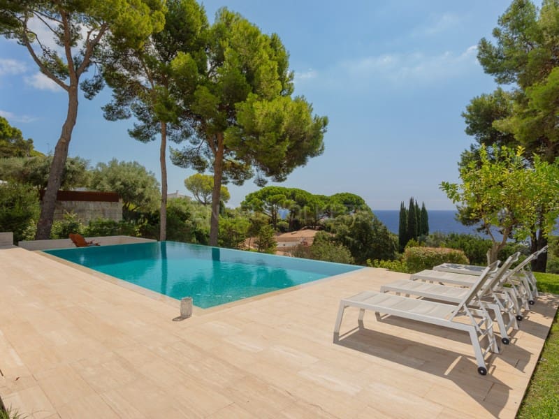 5 bedroom Villa for sale in Begur with pool garage - € 3,490,000 (Ref: 10035109)