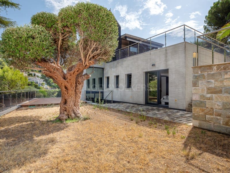 5 chambre Villa/Maison à vendre à Blanes avec piscine garage - 1 300 000 € (Ref: 10061710)