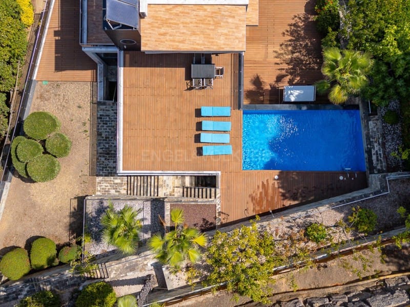 5 chambre Villa/Maison à vendre à Blanes avec piscine garage - 1 300 000 € (Ref: 10061710)