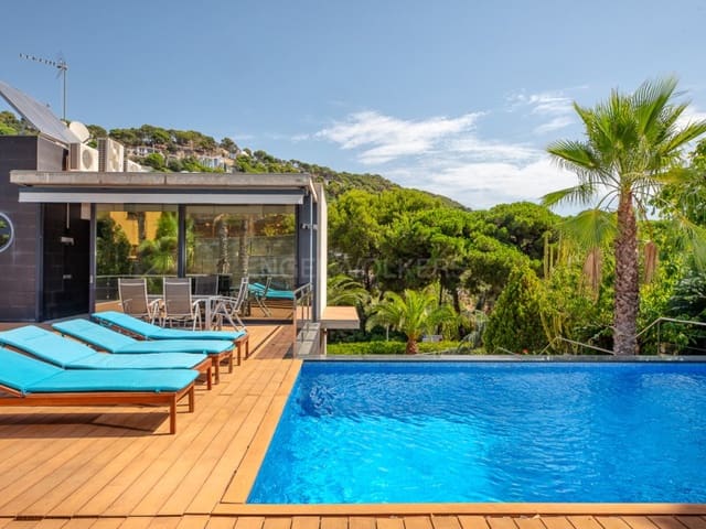 5 chambre Villa/Maison à vendre à Blanes avec piscine garage - 1 300 000 € (Ref: 10061710)