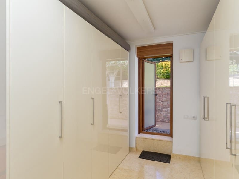 4 soverom Villa til salgs i Lloret de Mar med svømmebasseng - € 1 390 000 (Ref: 10070754)