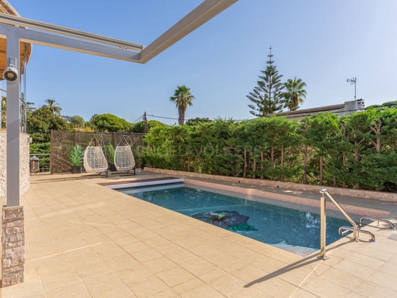 4 soverom Villa til salgs i Lloret de Mar med svømmebasseng - € 1 390 000 (Ref: 10070754)