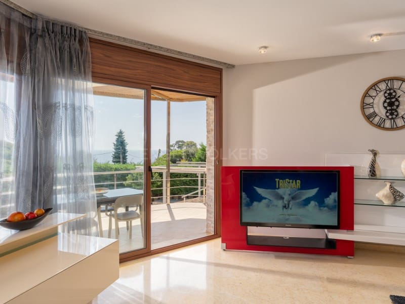 4 soverom Villa til salgs i Lloret de Mar med svømmebasseng - € 1 390 000 (Ref: 10070754)