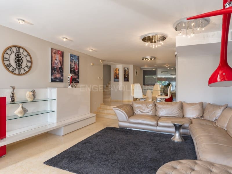 4 soverom Villa til salgs i Lloret de Mar med svømmebasseng - € 1 390 000 (Ref: 10070754)