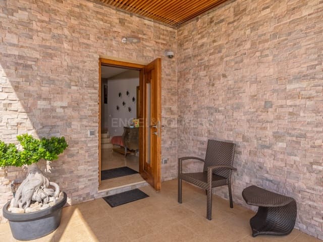 4 soverom Villa til salgs i Montgoda, Lloret de Mar med svømmebasseng - € 1 390 000 (Ref: 10070754)