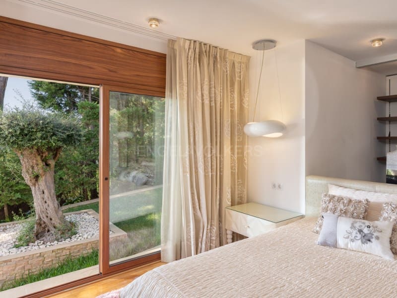 4 soverom Villa til salgs i Lloret de Mar med svømmebasseng - € 1 390 000 (Ref: 10070754)