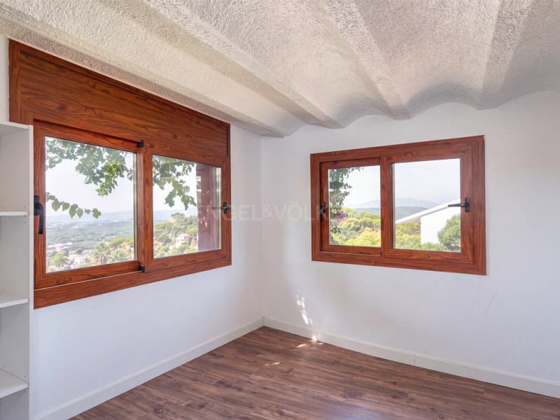 4 soverom Villa til salgs i Lloret de Mar med svømmebasseng - € 895 000 (Ref: 10075497)
