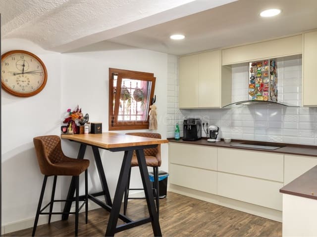 4 soverom Villa til salgs i Roca Grossa, Lloret de Mar med svømmebasseng - € 895 000 (Ref: 10075497)