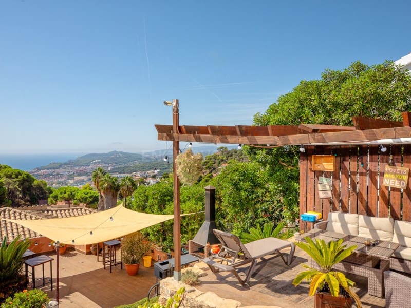 4 soverom Villa til salgs i Lloret de Mar med svømmebasseng - € 895 000 (Ref: 10075497)