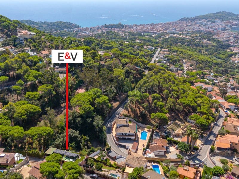 4 soverom Villa til salgs i Lloret de Mar med svømmebasseng - € 895 000 (Ref: 10075497)