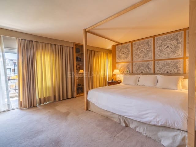 3 sypialnia Penthouse na sprzedaż w Fenals, Lloret de Mar z garażem - 1 350 000 € (Ref: 10078194)