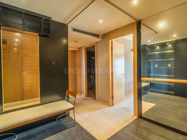 3 sypialnia Penthouse na sprzedaż w Fenals, Lloret de Mar z garażem - 1 350 000 € (Ref: 10078194)