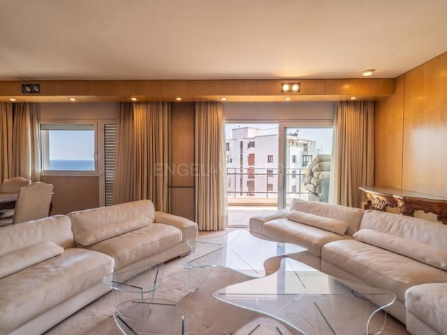 3 sypialnia Penthouse na sprzedaż w Fenals, Lloret de Mar z garażem - 1 350 000 € (Ref: 10078194)