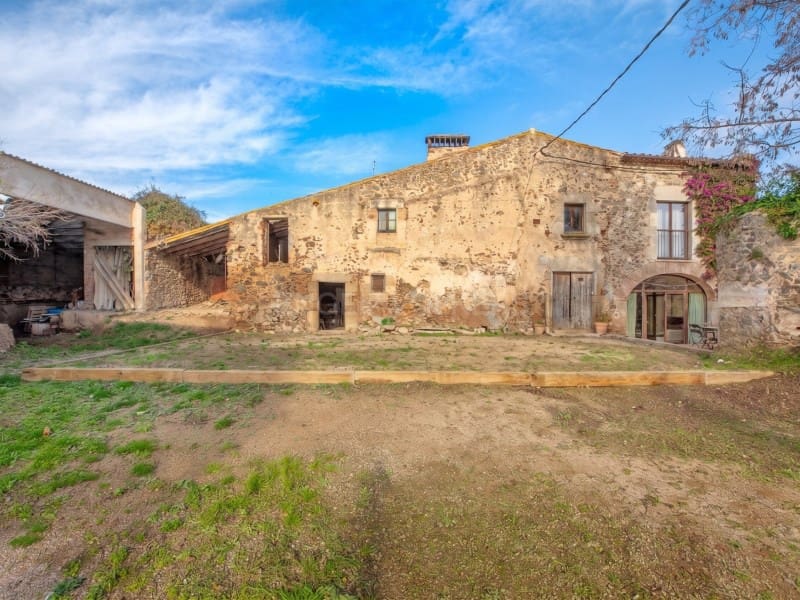 3 bedroom Finca/Country House for sale in Mont-ras - € 4,300,000 (Ref: 10078195)