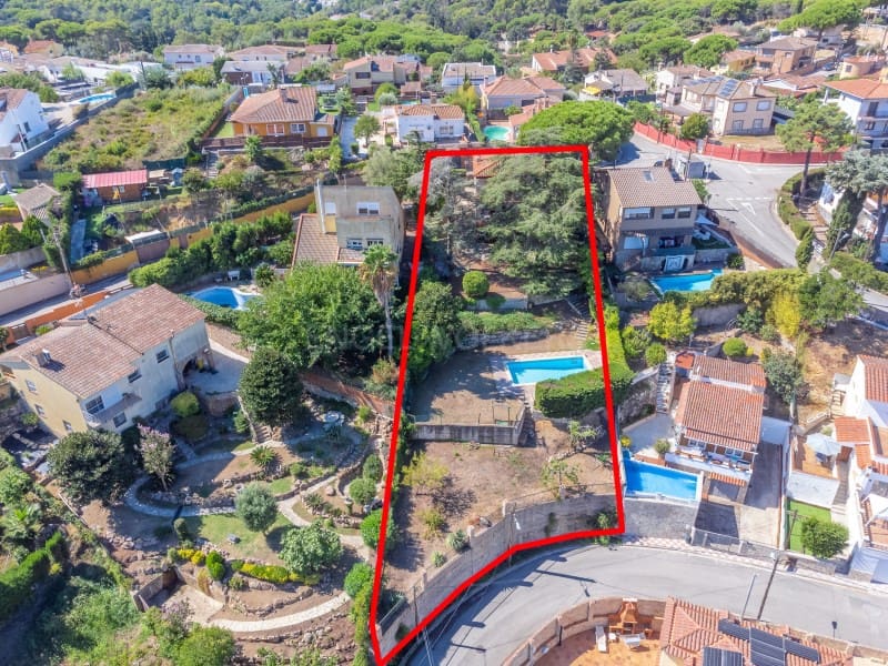 5 sovrum Villa till salu i Lloret de Mar med pool garage - 415 000 € (Ref: 10094403)