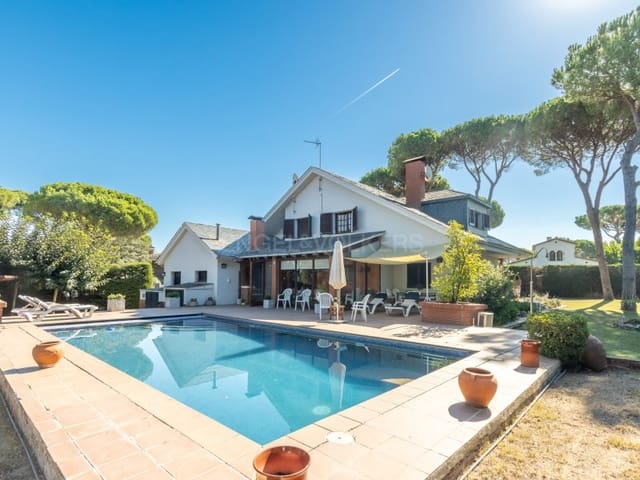 6 bedroom Villa for sale in El Mas Flassià, Vidreres with pool garage - € 695,000 (Ref: 10102228)