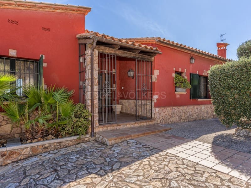 5 quarto Moradia para venda em Platja d'Aro com piscina garagem - 650 000 € (Ref: 10129069)