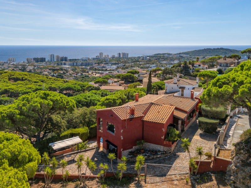 5 quarto Moradia para venda em Platja d'Aro com piscina garagem - 650 000 € (Ref: 10129069)