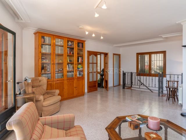 5 quarto Moradia para venda em Platja d'Aro, Castell-Platja d'Aro com piscina garagem - 650 000 € (Ref: 10129069)