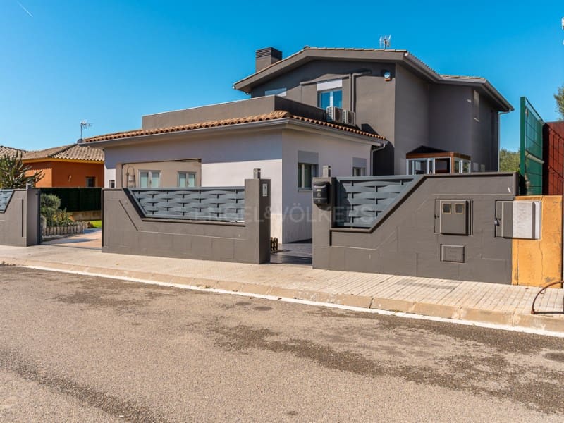 4 camera da letto Villa in vendita in Vall-llobrega con piscina garage - 1.275.000 € (Rif: 10154919)