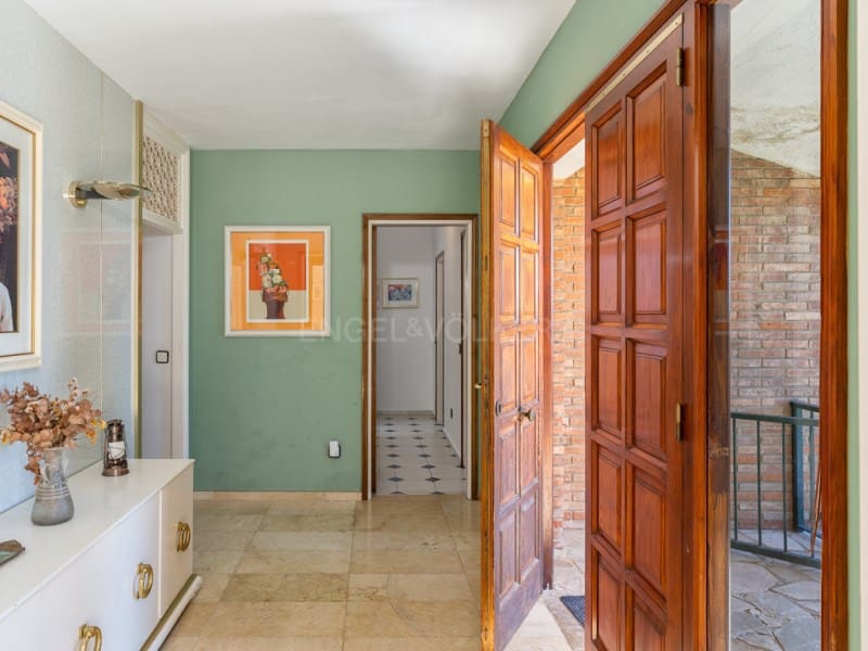 5 bedroom Villa for sale in Blanes with pool garage - € 820,000 (Ref: 10177024)
