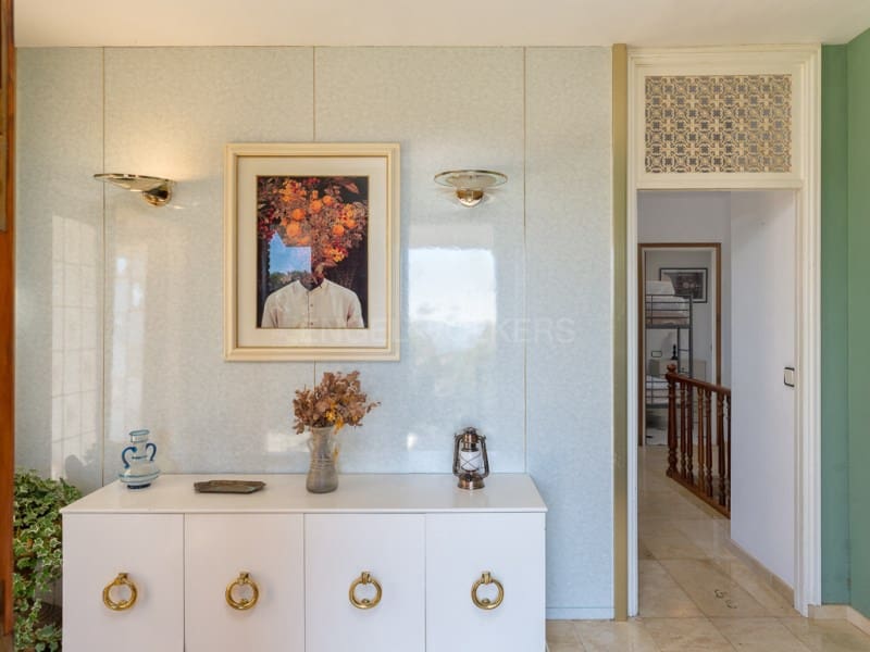 5 bedroom Villa for sale in Blanes with pool garage - € 820,000 (Ref: 10177024)