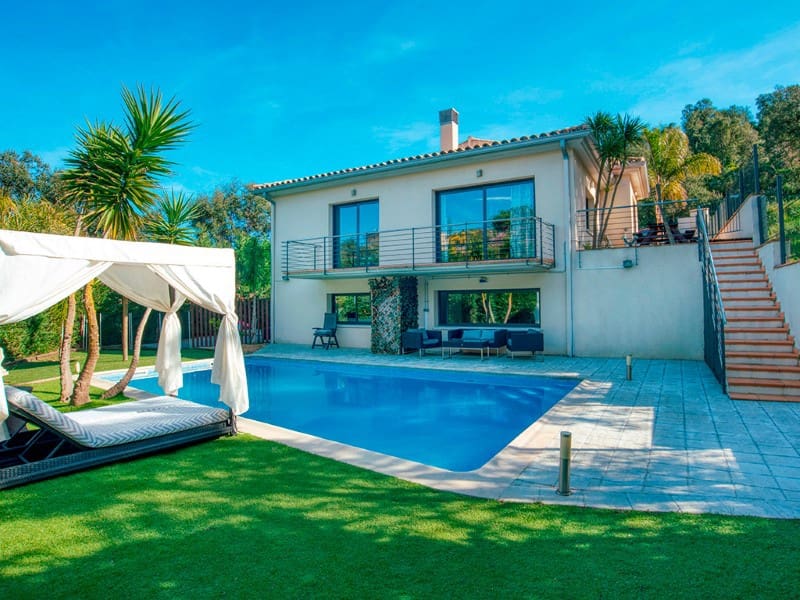 4 sypialnia Willa na sprzedaż w Platja d'Aro z basenem garażem - 749 000 € (Ref: 5122214)